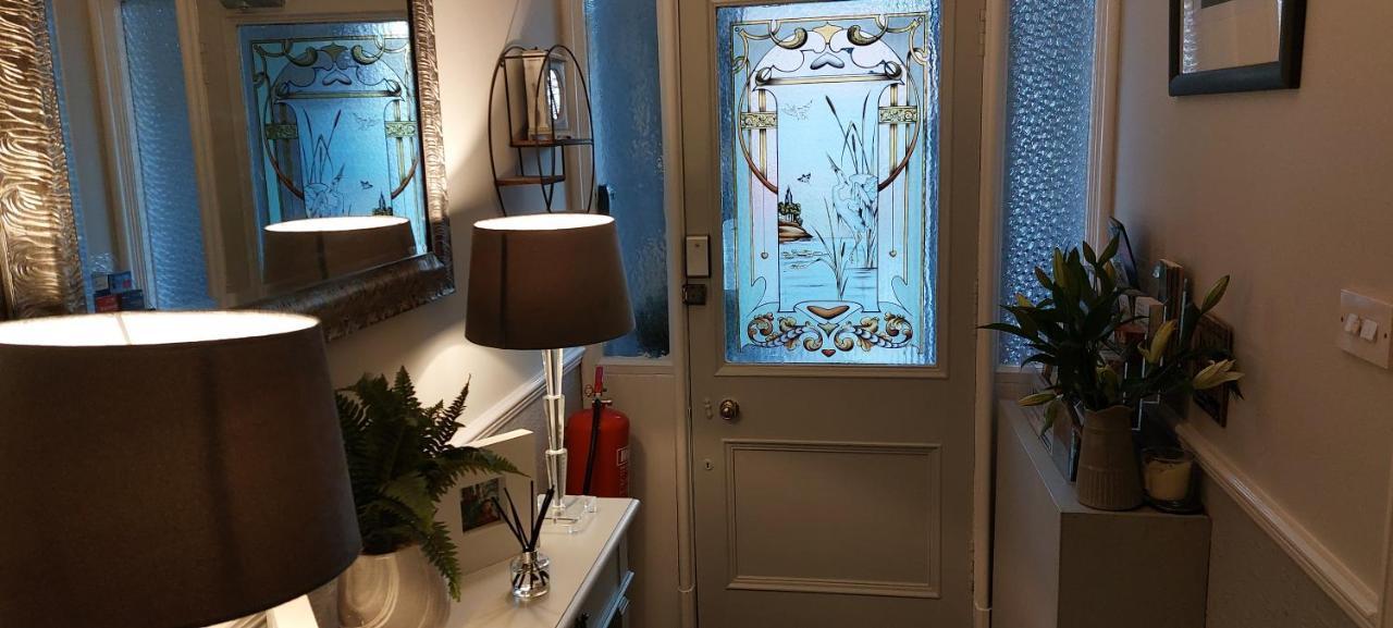 Riverbank Guesthouse אינברנס מראה חיצוני תמונה