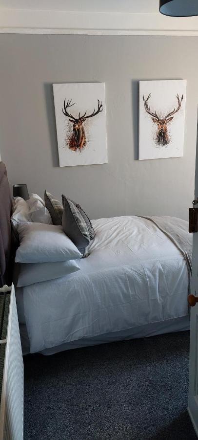 Riverbank Guesthouse אינברנס מראה חיצוני תמונה